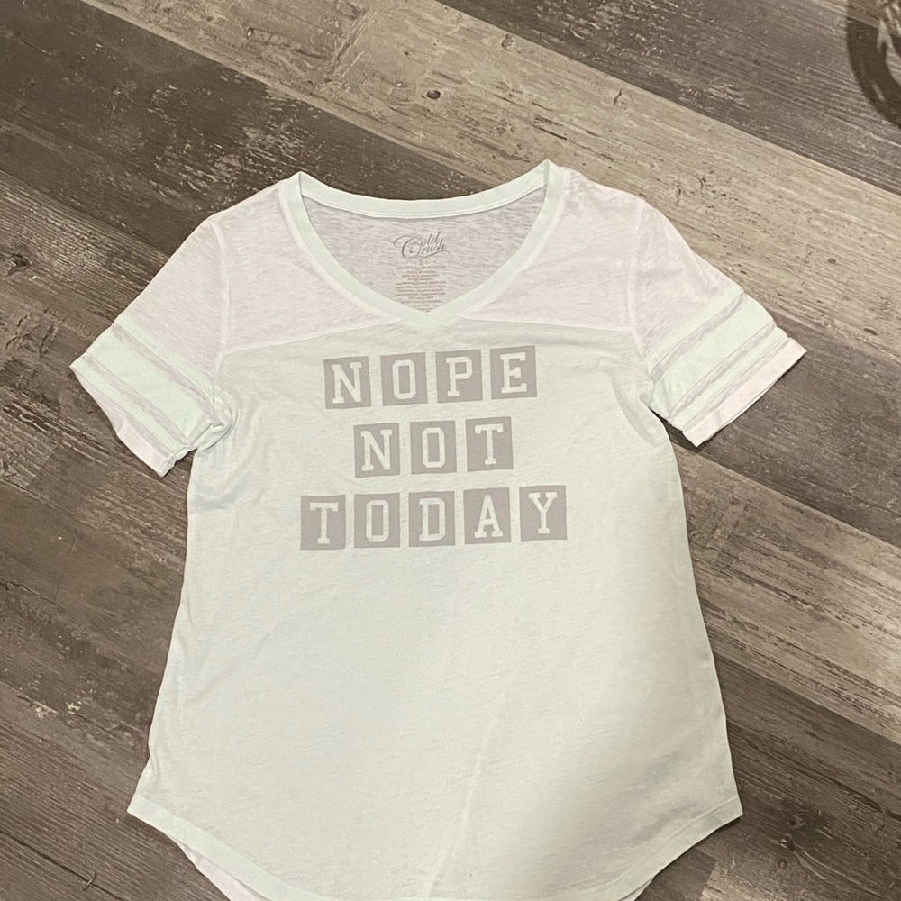 V neck Tee